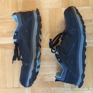 Altra Black and Gray Women's Sneakers